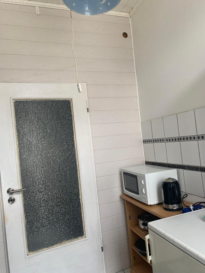 Dachgeschoss Hof Lejlighed Krefeld Eksteriør billede